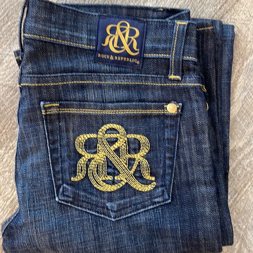 Rock & Republic jeans BNWOT SIZE 26 low rise, slightly flared leg